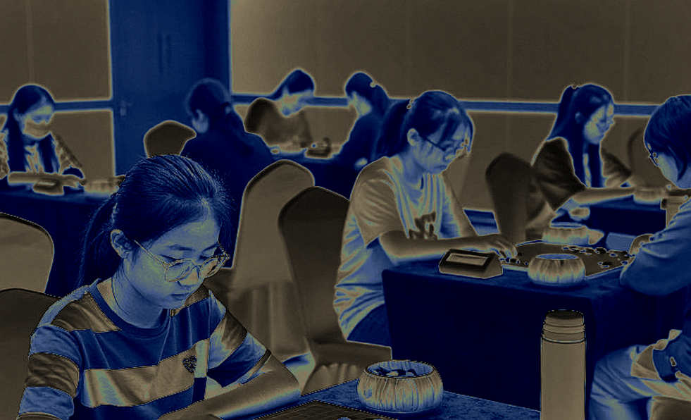 Ván cờ không có khán giả: Vì sao kỳ thủ Ấn Độ đang tự bắn vào chân mình bằng những khai cuộc rẻ tiền