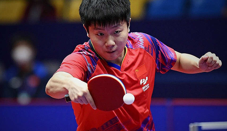 The Empty Analysis Factory: Vietnamese Football Imports Data But Forgets the Field Eye