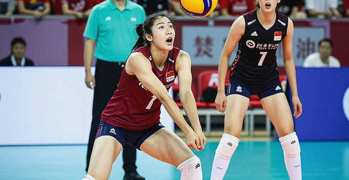 DeLeye 22 điểm, Kentucky hạ Louisville 3-1: chiến thắng của một hàng công biết chia lửa