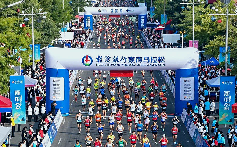 Chicago Marathon: Khi Đường Chạy Phẳng Trở Thành Cỗ Máy Sản Xuất Kỷ Lục Thế Giới