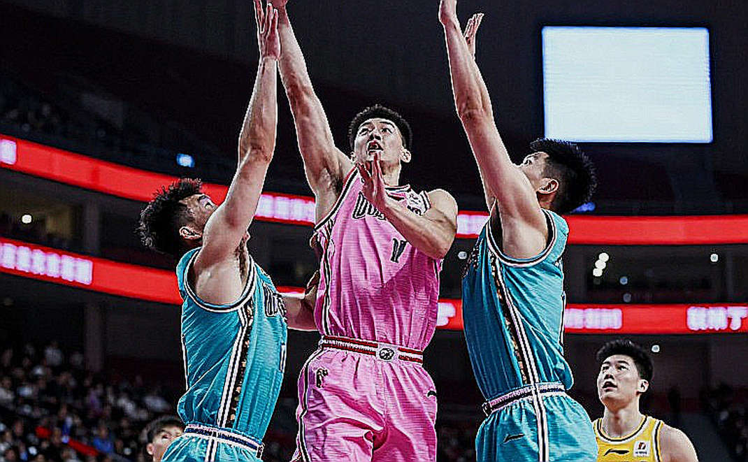 EuroLeague Week 1: Three Turkish Clubs, Three Payrolls, and a Prospectus Nobody Read to the End EuroLeague Week 1: Three Turkish Clubs, Three Payrolls, and a Prospectus Nobody Read to the End