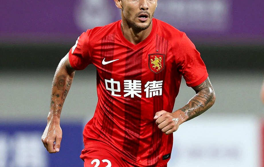 Registered but Never Redeemed: Vietnamese Football's Youth Conversion Problem Registered but Never Redeemed: Vietnamese Football's Youth Conversion Problem