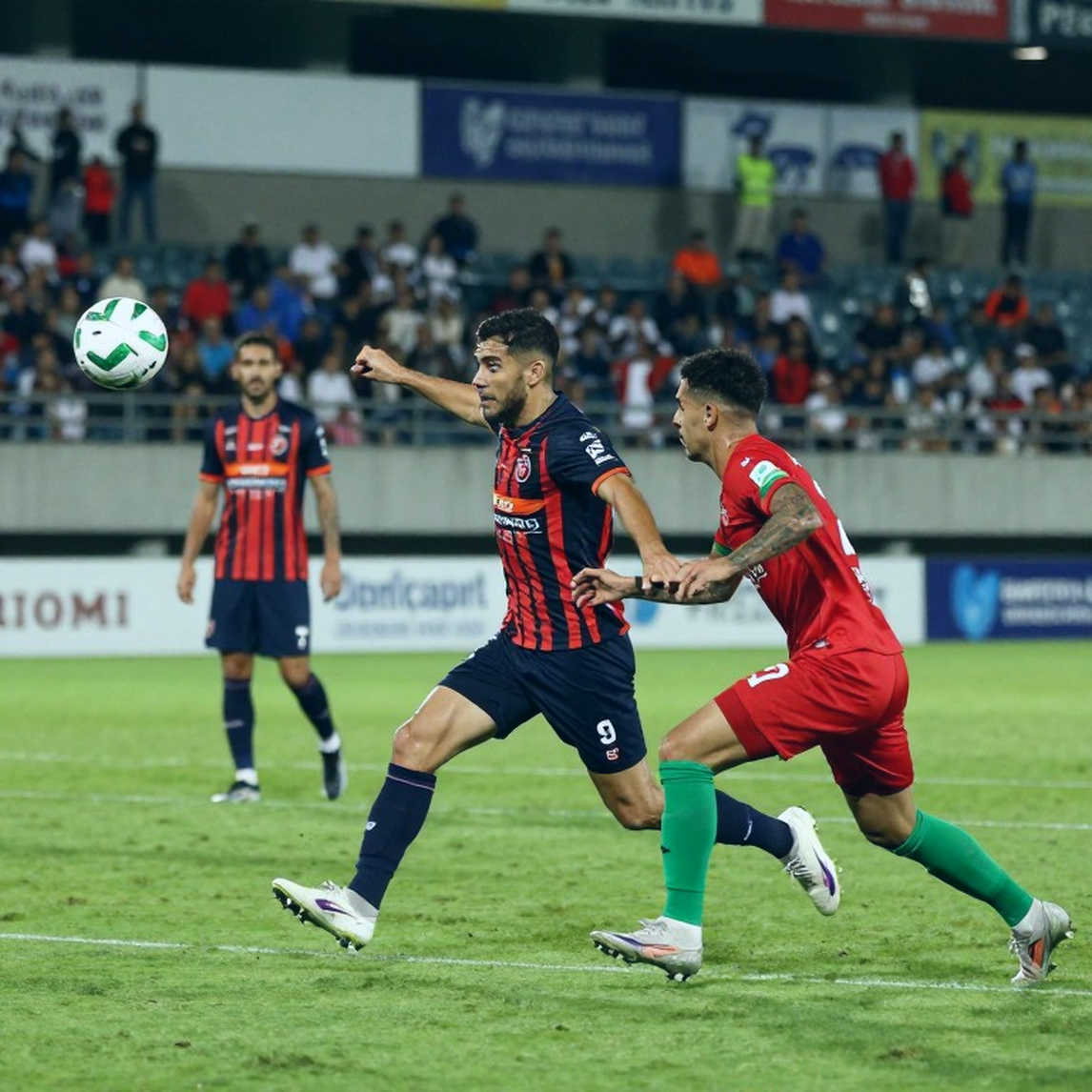 Džeko Bids Farewell to Bosnia: Fenerbahçe Closes an Asset and Exposes Its No. 9 Problem